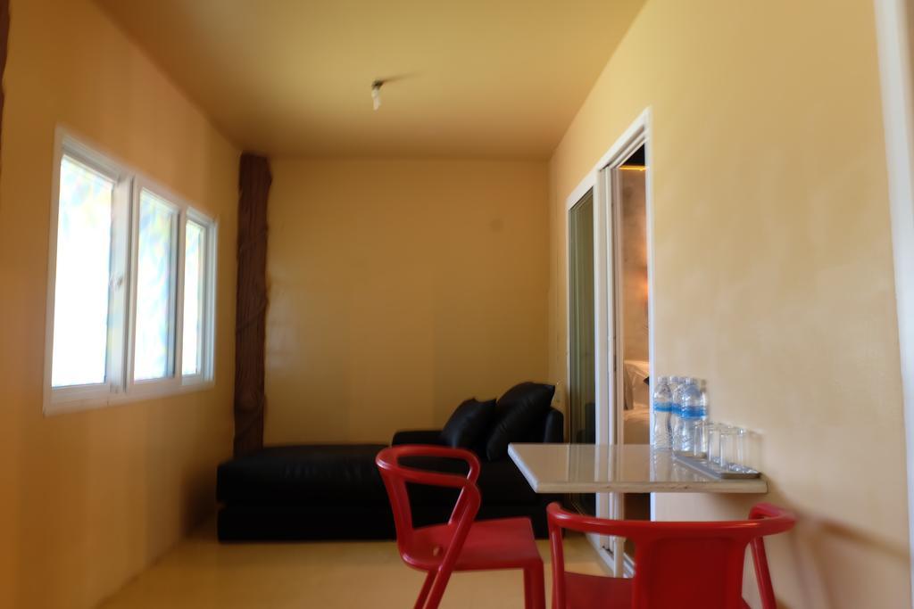 The Sun Hotel Koh Phayam Exterior photo