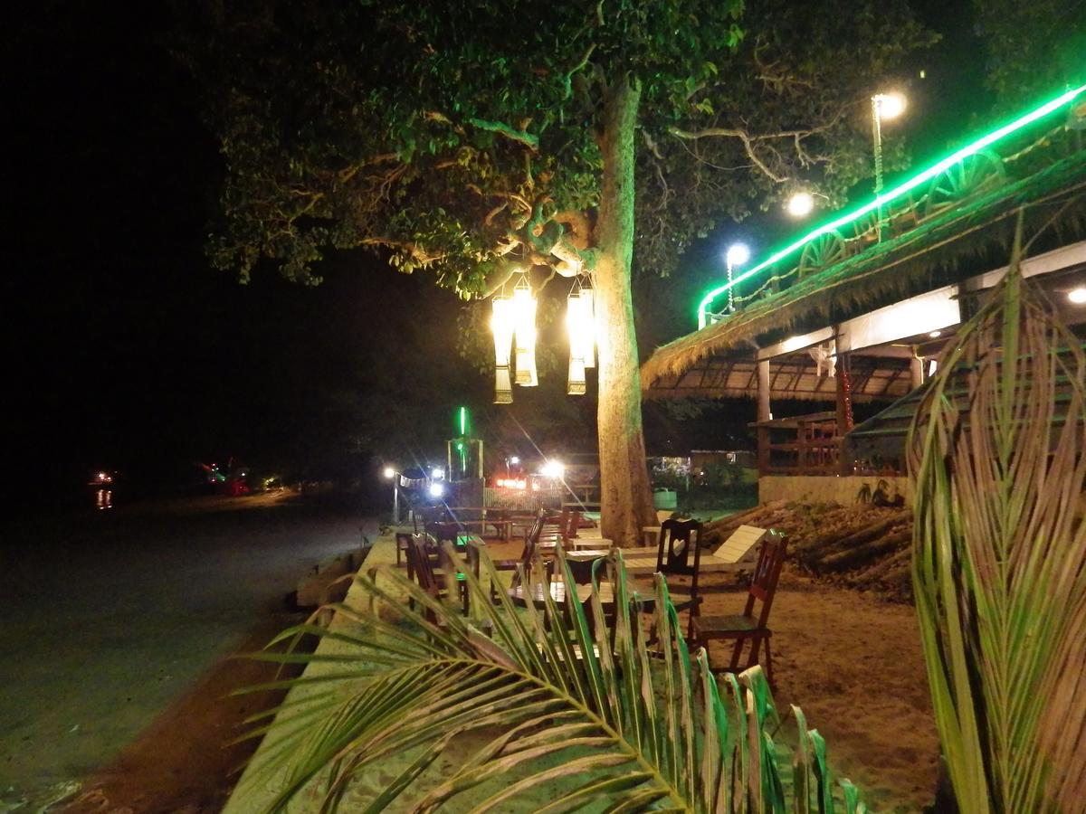 The Sun Hotel Koh Phayam Exterior photo