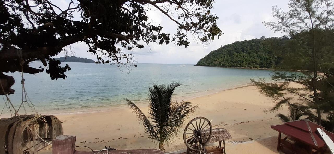 The Sun Hotel Koh Phayam Exterior photo
